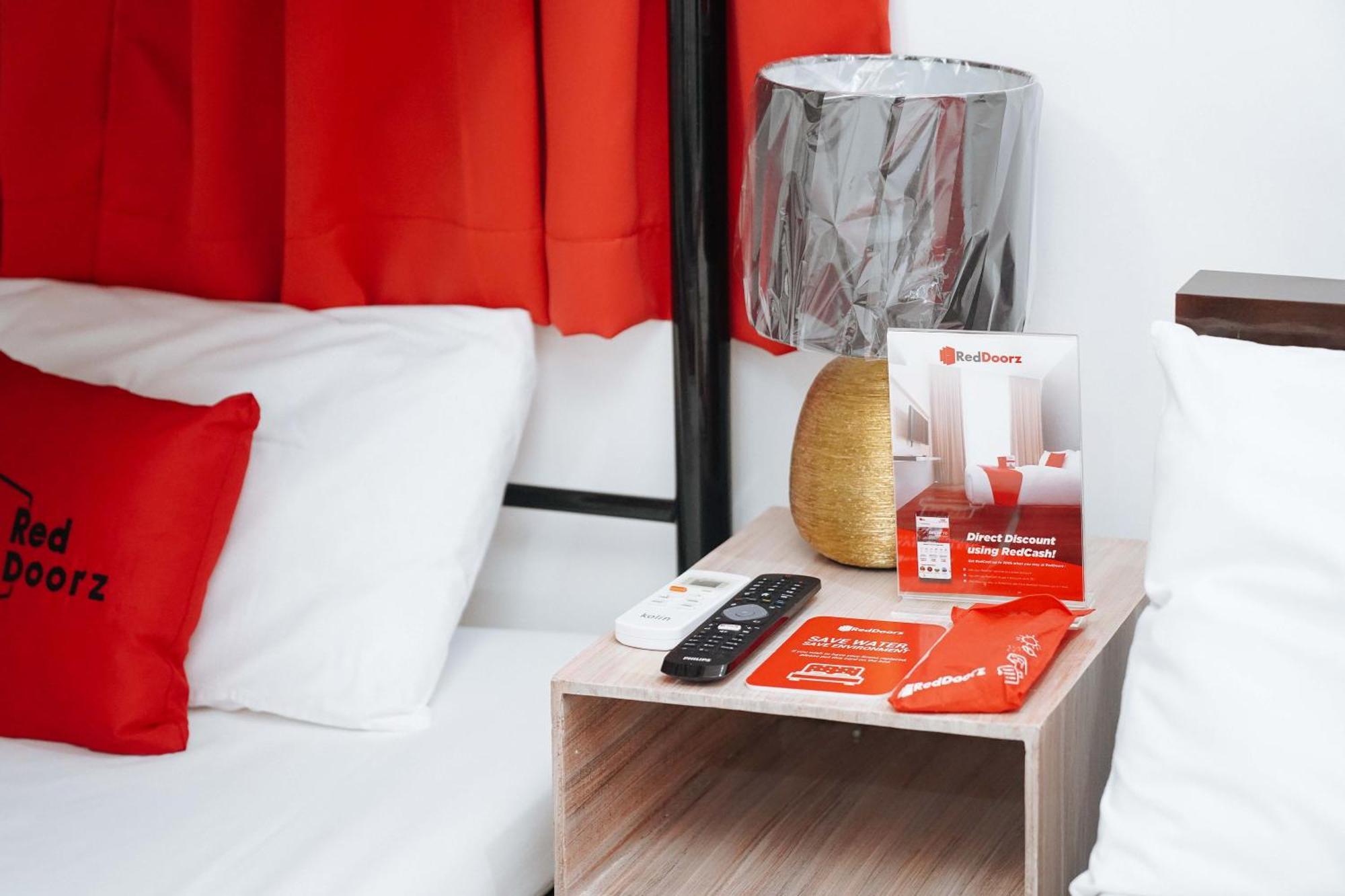 Reddoorz Plus At Billy'S Resort Oslob Luaran gambar